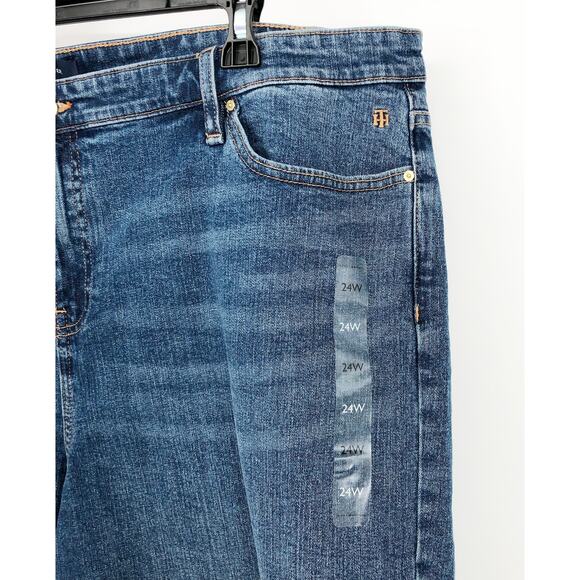 TOMMY HILFIGER Women's TH Flex Denim Shorts 24W Blue Cuffed 9" Inseam Cuffed NWT - Picture 7 of 11